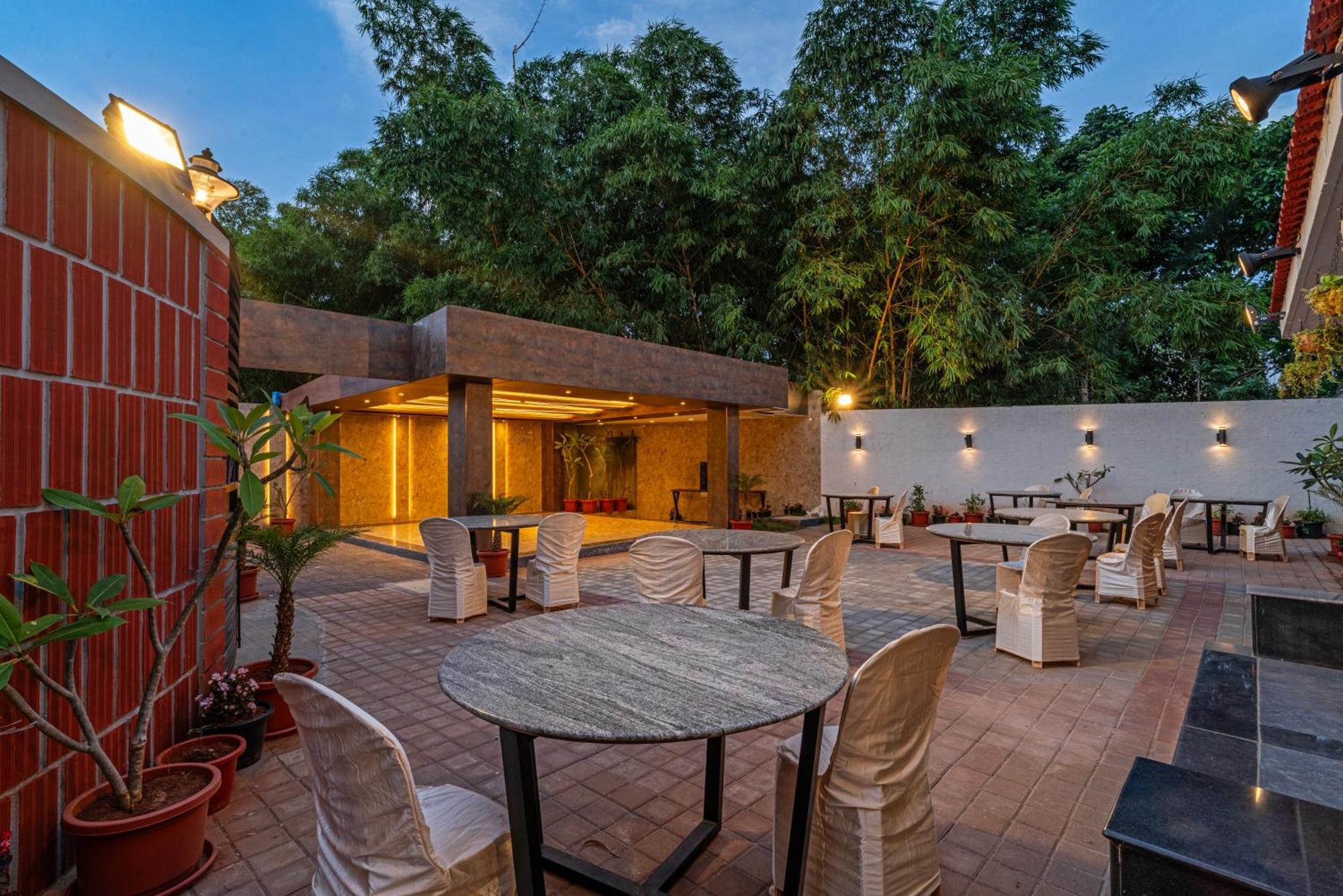 The Venue By Seasons Suites- Dod Ballāpur Exteriér fotografie
