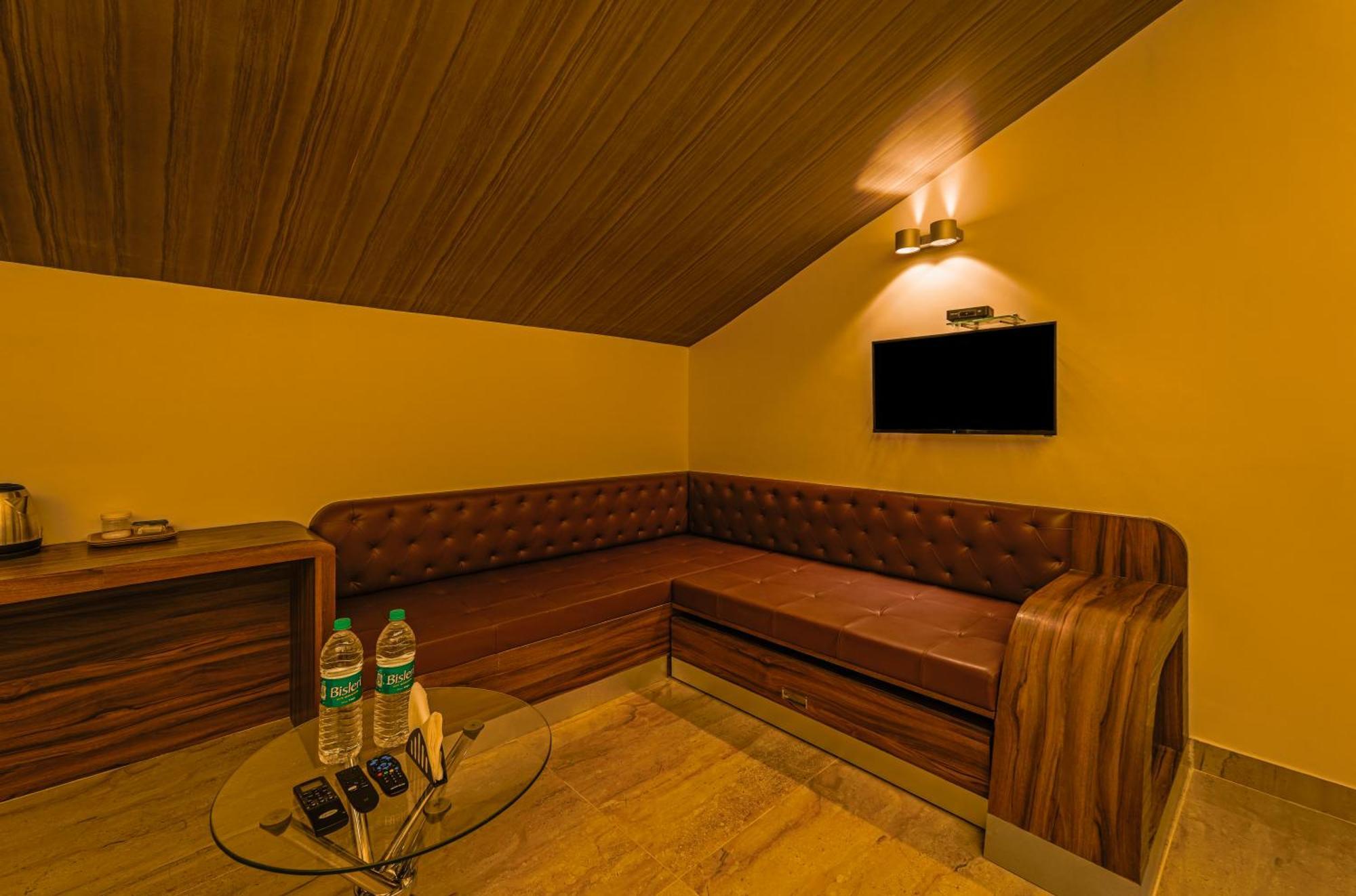 The Venue By Seasons Suites- Dod Ballāpur Exteriér fotografie